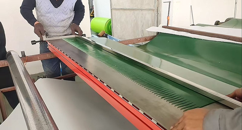 dientes troquelados de cinta transportadora